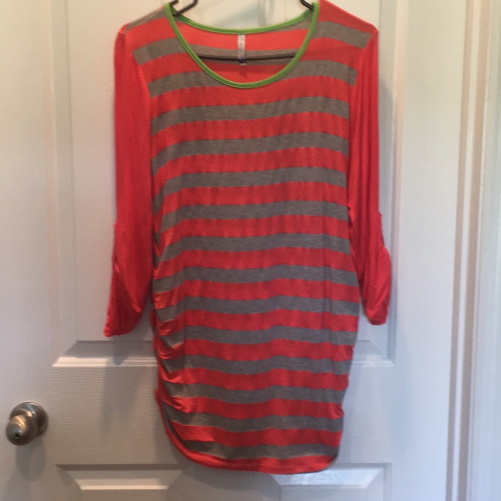Maternity shirt